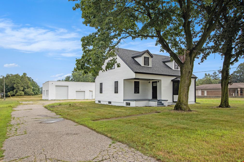 1203 E Centre Ave