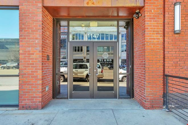 Retail / Office Flex Space On Broadway