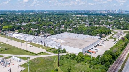 Industrial space for Rent at 4051 S Iowa Ave in St Francis