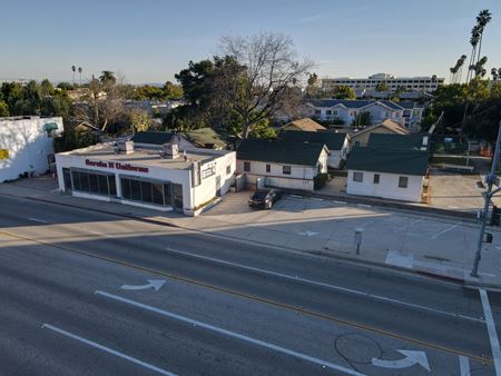 Photo of commercial space at 1038 E Walnut St in Pasadena