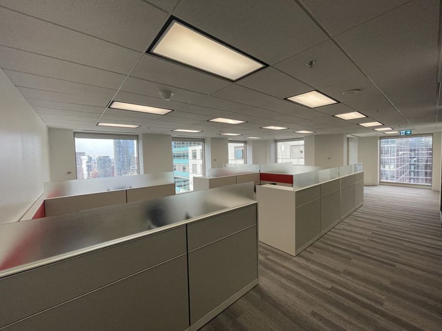40 King Street West, Suite 3301
