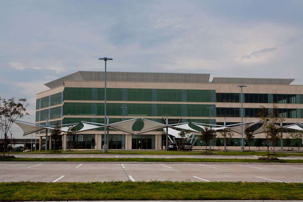 Valliance Plaza