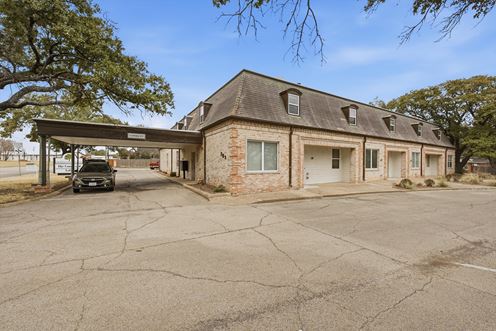 701 N New Rd