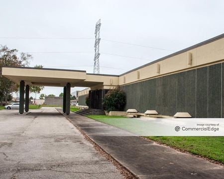 Industrial space for Rent at 3021 Mangum Road in Houston