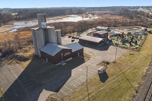 3883 W Carleton Rd