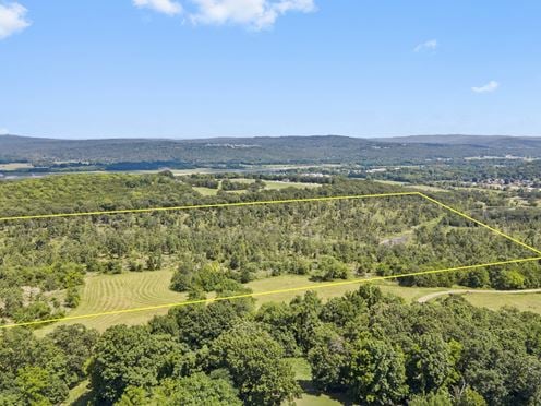 Greenland Estate Acreage