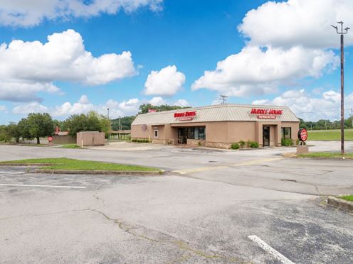 Key Village Shopping Center - Outparcel