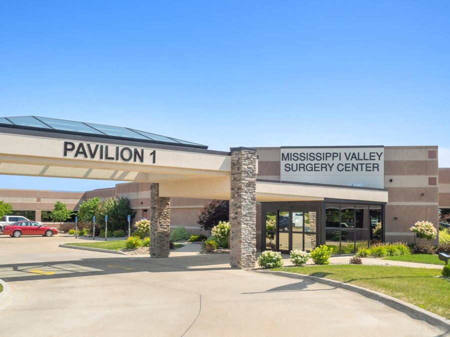 3400 Dexter Court, Davenport, IA