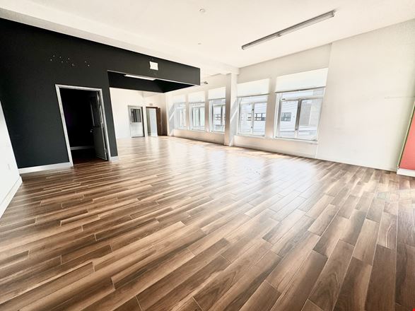 Office space for lease in Astoria including parking