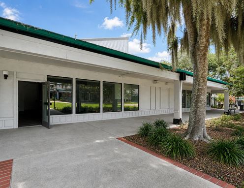 Thornebrook Village Retail Storefront