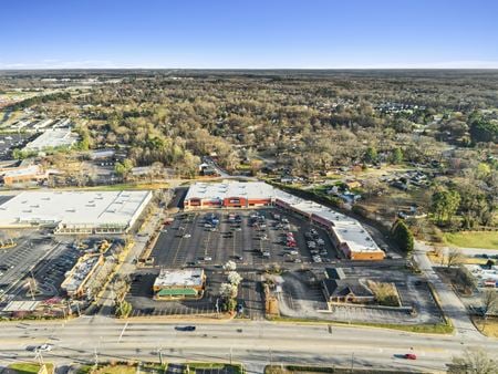 Retail space for Rent at 207 West Butler Road in Mauldin
