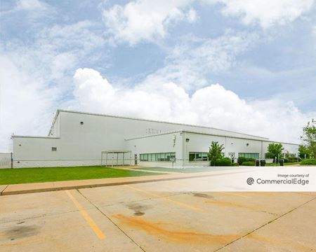 Industrial space for Rent at 555 Edinger Road in Wentzville