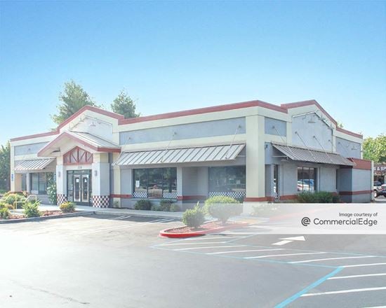 1082, 1088, 1092, 1104, 1110, 1116, 1118 & 1122 East Stanley Blvd