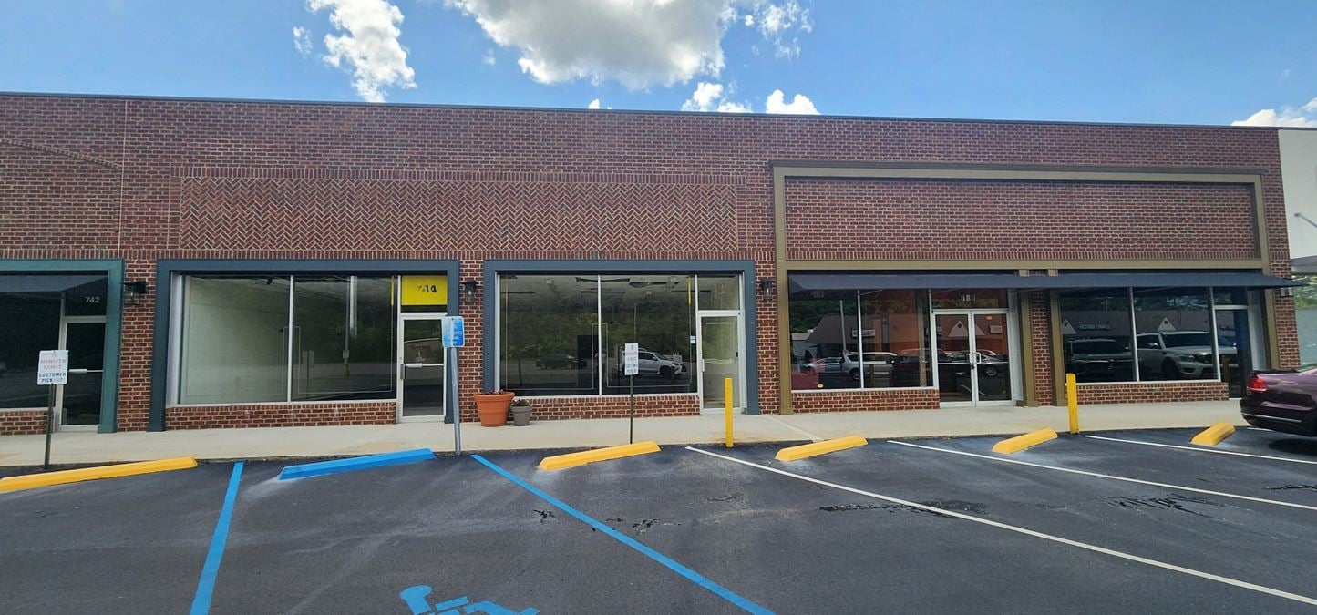 Shades Mountain Plaza