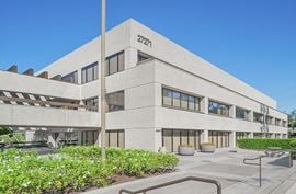 Mission Corporate Plaza