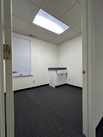 508 Idlewild Avenue, Suite 3