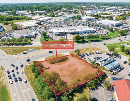 Photo of commercial space at 37810 Grand River Ave in Farmington