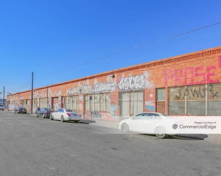 Industrial space for Rent at 1932 Staunton Avenue in Los Angeles