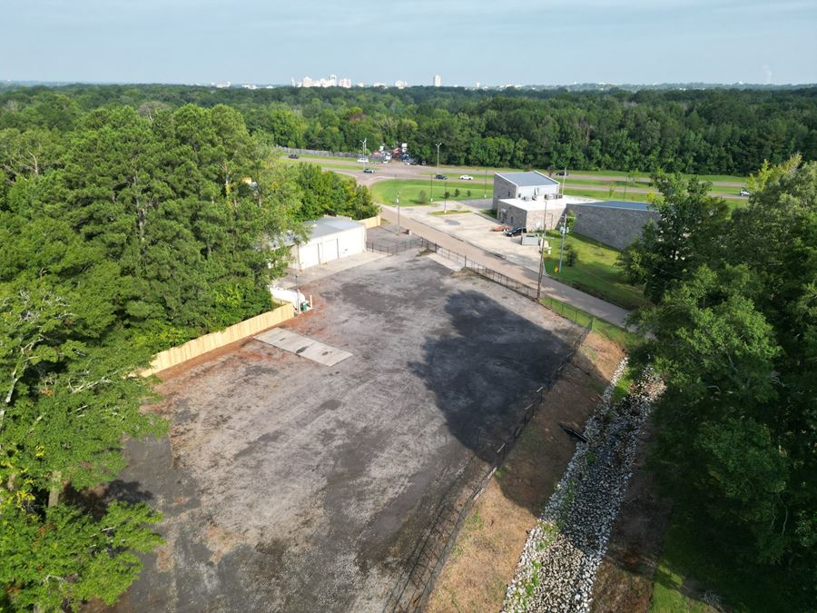 Prime Flowood Industrial Property | 5,200 SF on 1.35 Acres | Heavy-Duty Yard