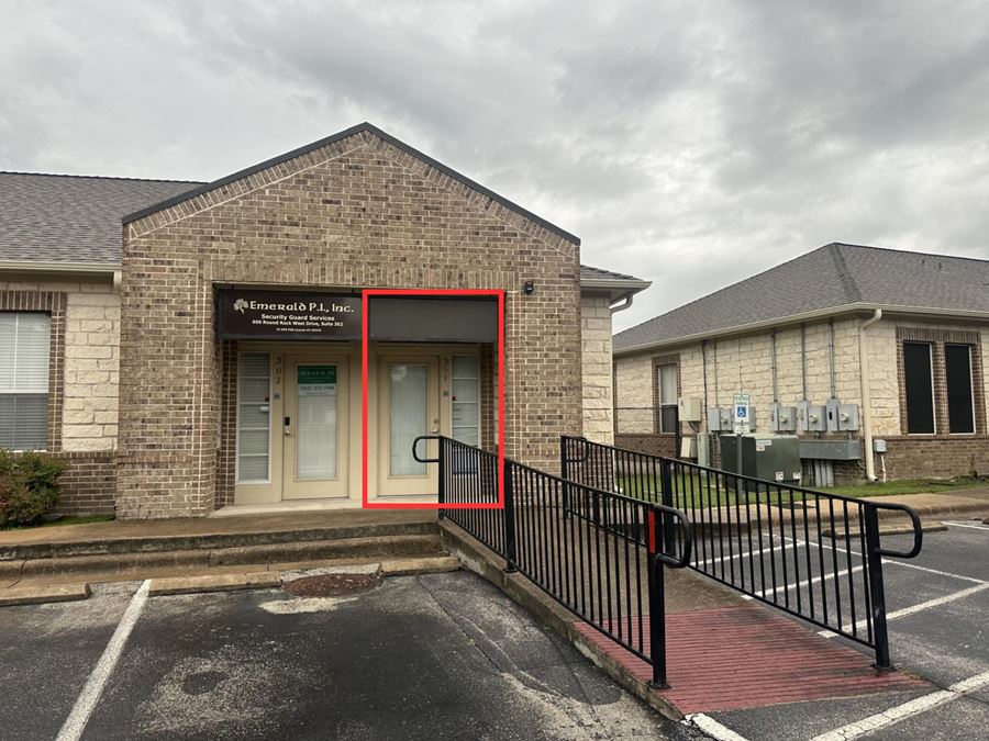 600 Round Rock West Dr #301