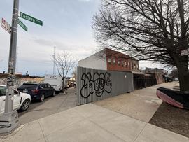 2072 Eastern Pkwy