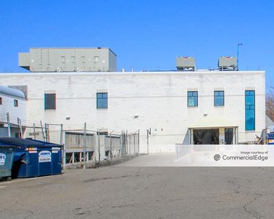 35 NE Industrial Road