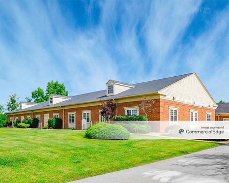 Commercial space for Rent at 30275 Bainbridge Road in Solon