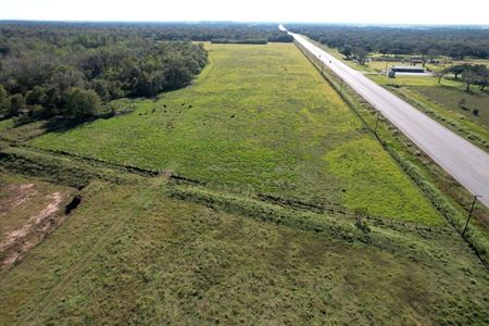 Photo of commercial space at State Highway 35 N in Van Vleck