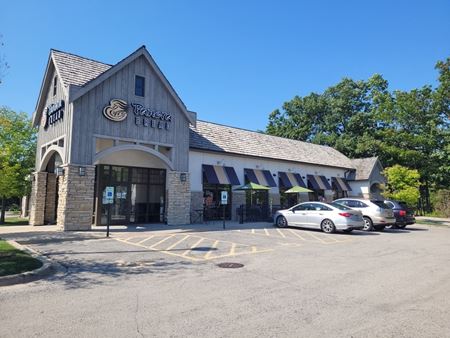 Outlot Restaurant Space with Drive-Through Potential - Bannockburn