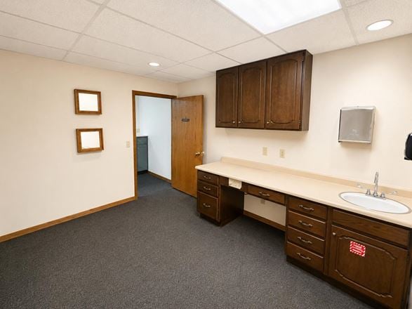 Cottonwood Medical Center
