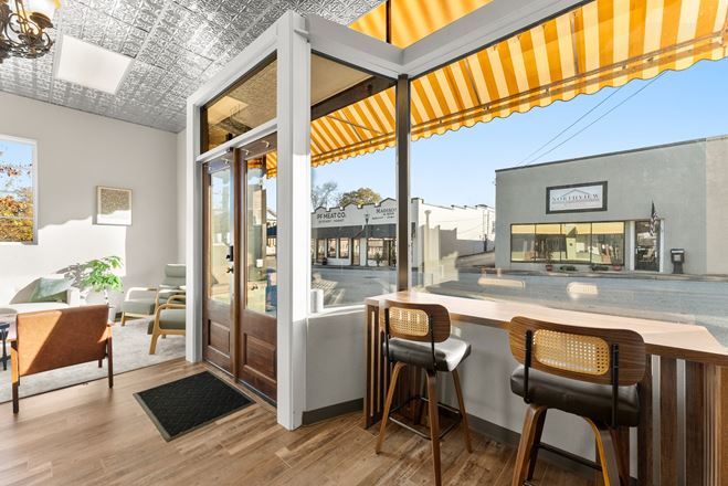 Modern Cowork - Toccoa