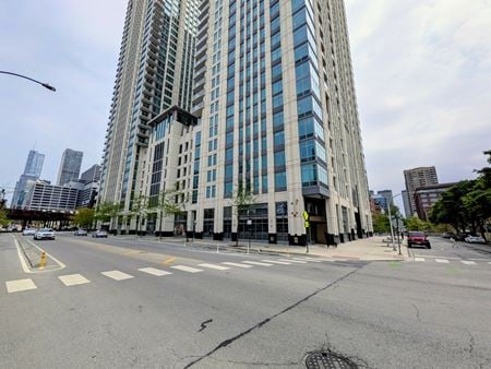 Retail space for Rent at 555 W. Kinzie St in Chicago