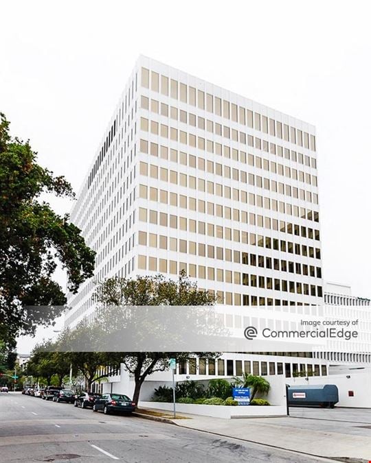 Corporate Center Pasadena - Building 225