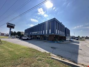 5770 NW Expressway