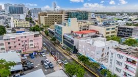 Three-story Commercial Building @ Ponce de Leon, San Juan - For Sale