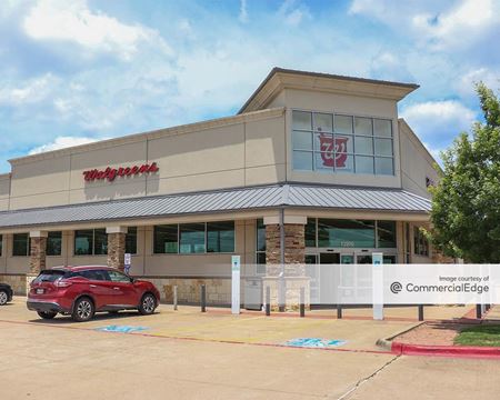12200 Bee Cave Pkwy - Austin