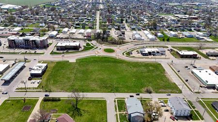 Photo of commercial space at 2700 7th Ave in Marion