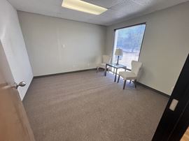 815 Trailwood Dr | Office