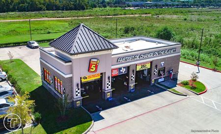 Retail space for Sale at 554 Meadow Rd in Lehigh Acres