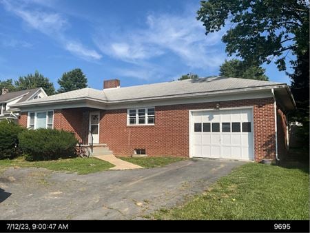 Office space for Sale at 140, 144, 152, 166 Lee Hwy in Verona
