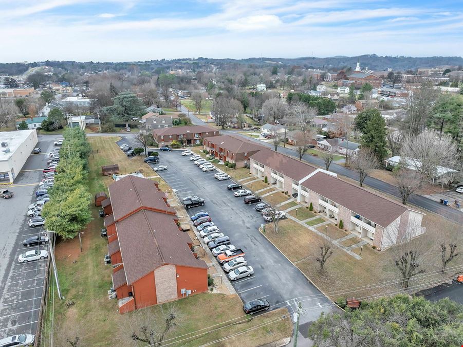 Maplecrest Square Apartments