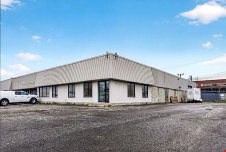 Other space for Sale at 2082-2082A, avenue Chartier, Dorval in Dorval
