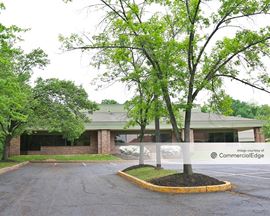655-800 Business Center Drive