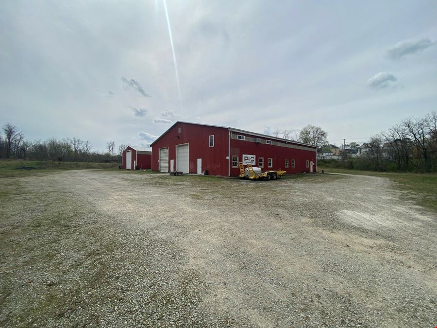 Two Industrial Warehouse Buildings on 17.24 Acres