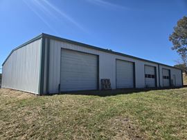 8 Bay Office Warehouse for Sale