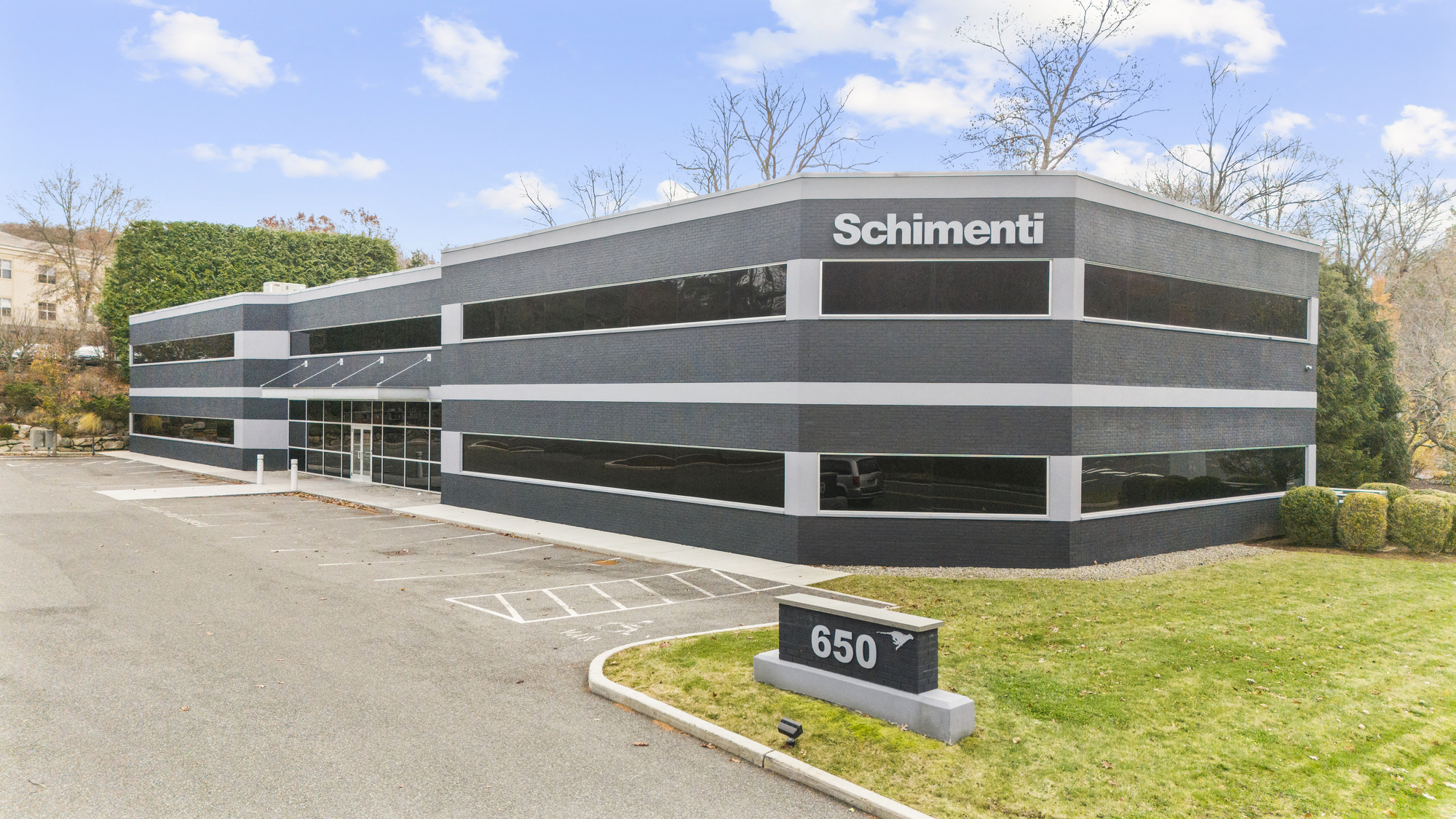 650 Danbury Rd, Ridgefield, CT 06877