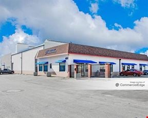 417 E Commercial St.