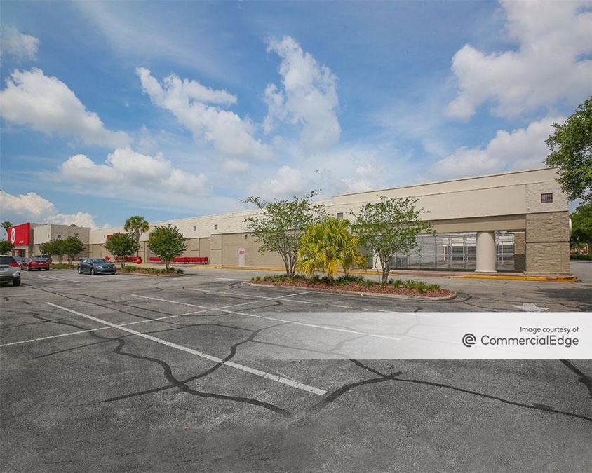 Carrollwood Commons 15240 North Dale Mabry Hwy 15240 North Dale