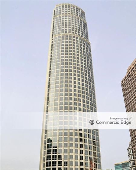 Office space for Rent at 777 South Figueroa Street in Los Angeles