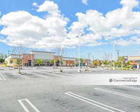 Palo Woods Shopping Center